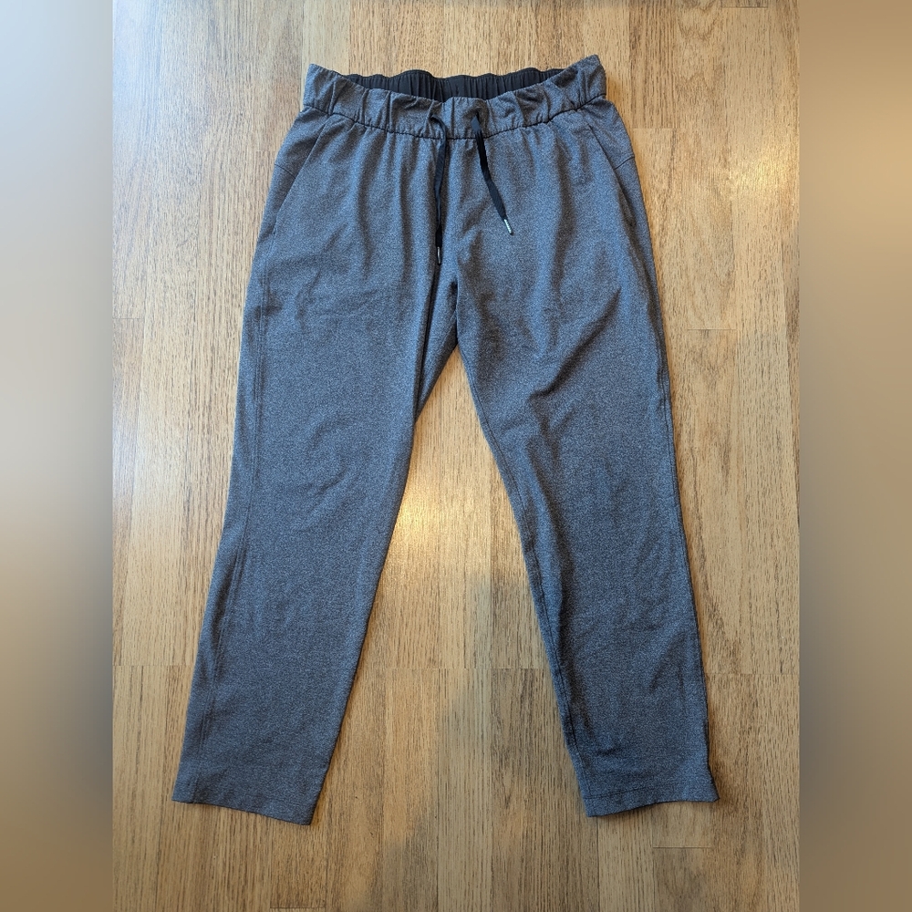 On The Fly 28' Lululemon Luxtreme Grey Pants